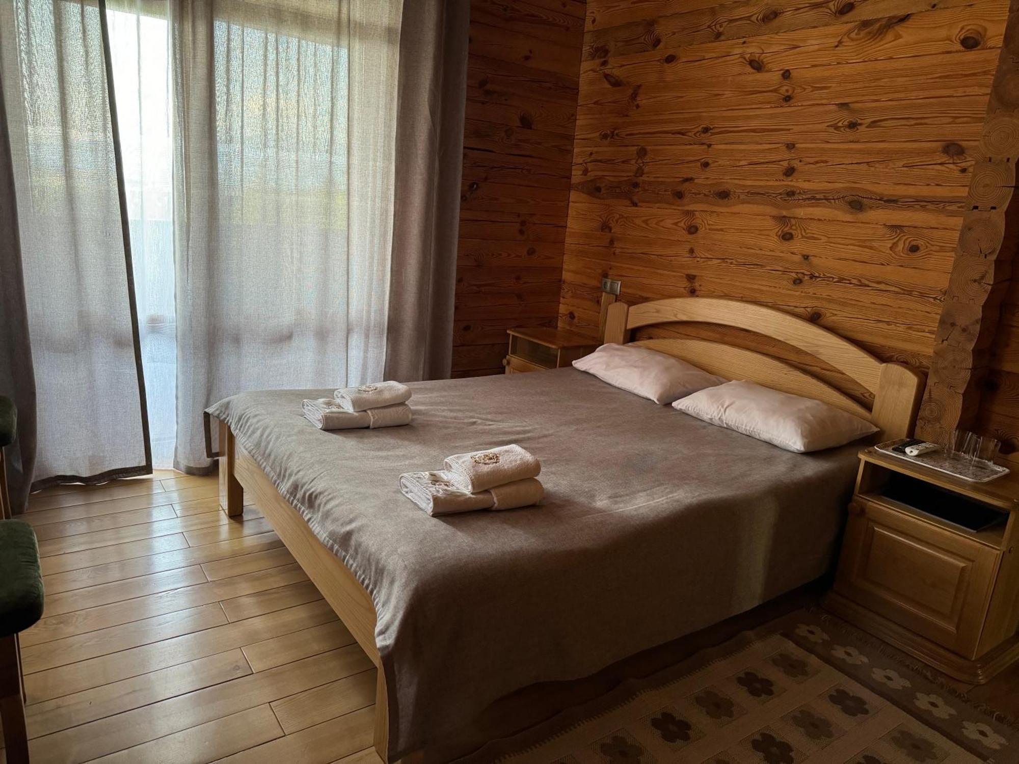 Ferienwohnung Golden Nest Jablunyzja Exterior foto